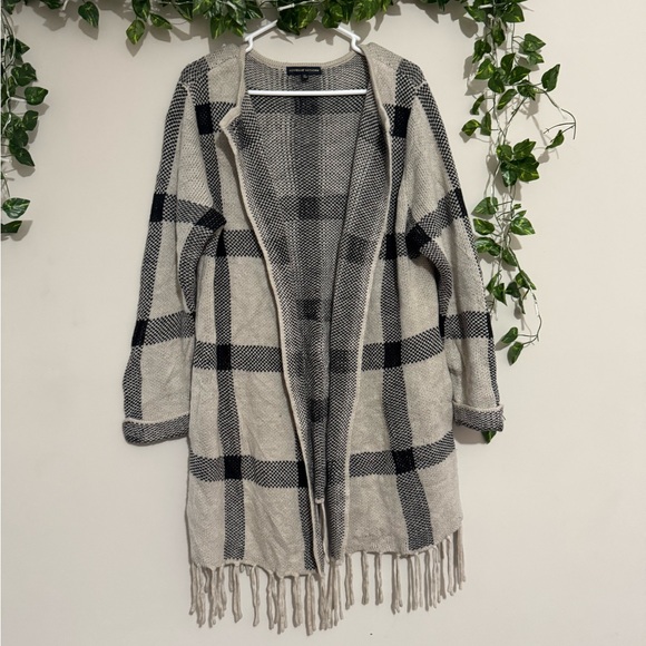 Black and White Plaid Fringe Cardigan - Picture 1 of 8